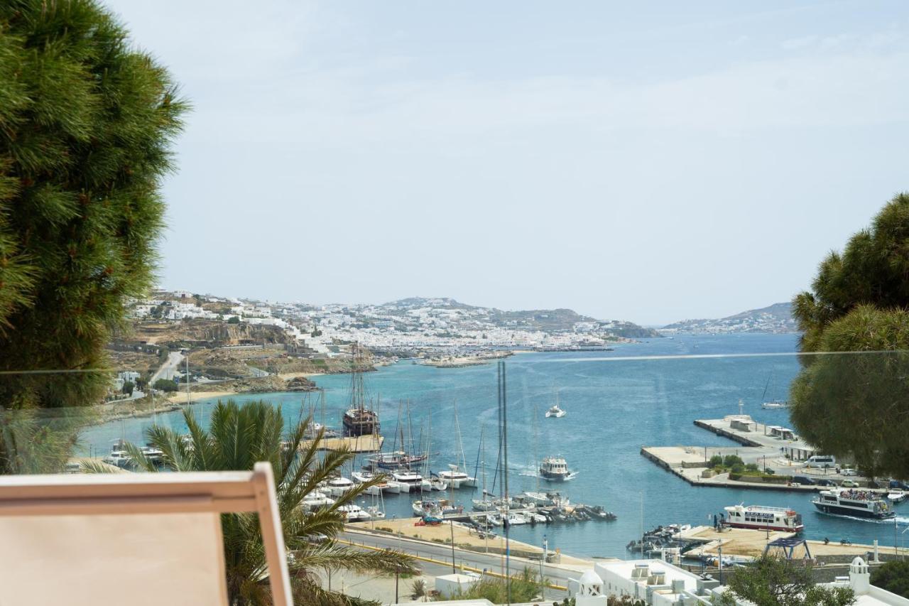 Otel Rhenia Tourlos